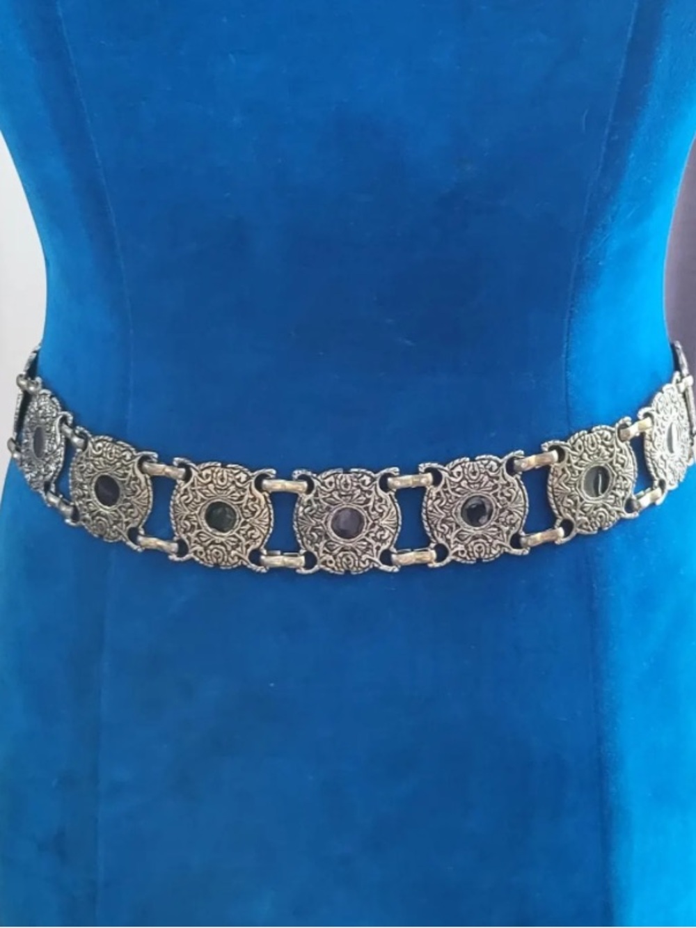 Vintage Black Women's Decorative Western-Style Belt with Silver-Tone Medallions